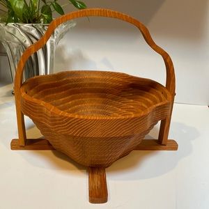 Amish wooden trivet/basket